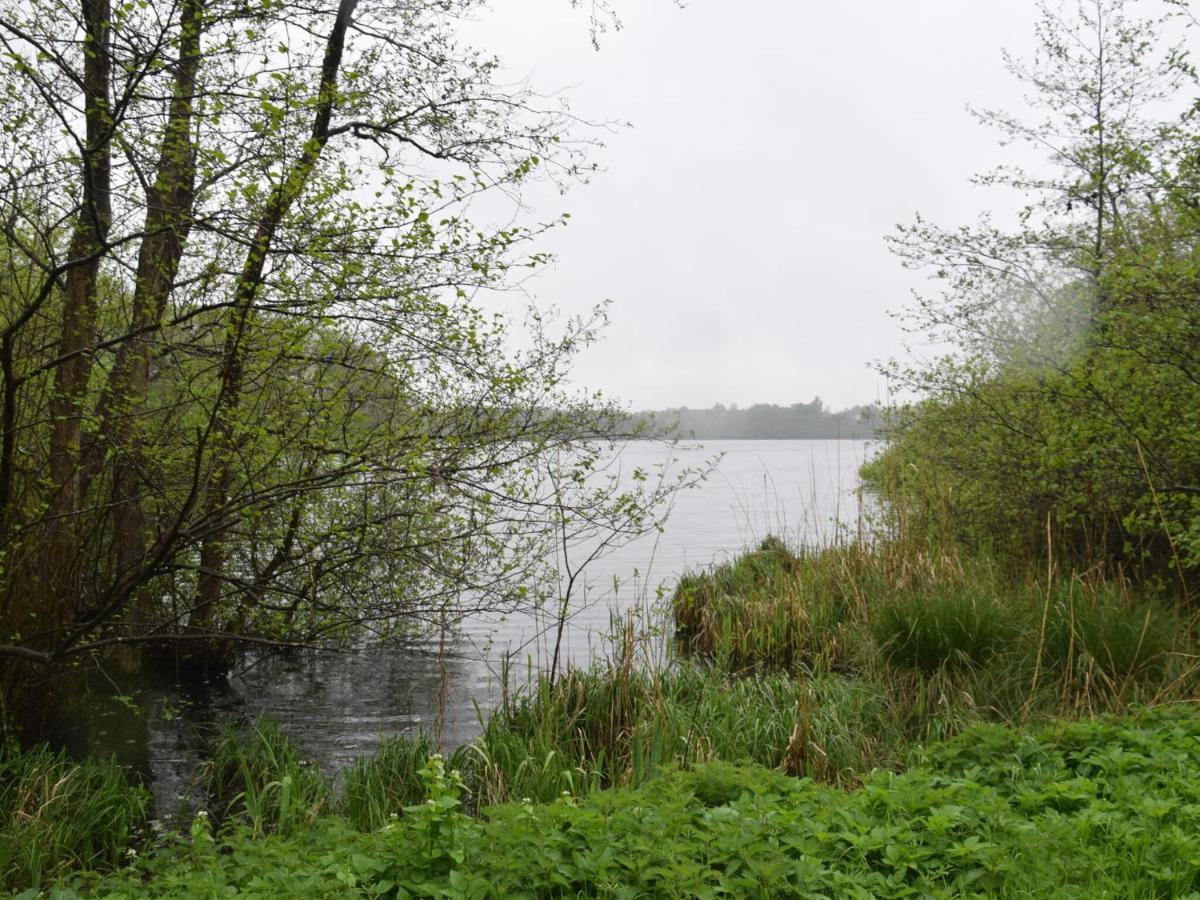 Flat In Eutin On The Kleiner Eutiner See Lake Zewnętrze zdjęcie